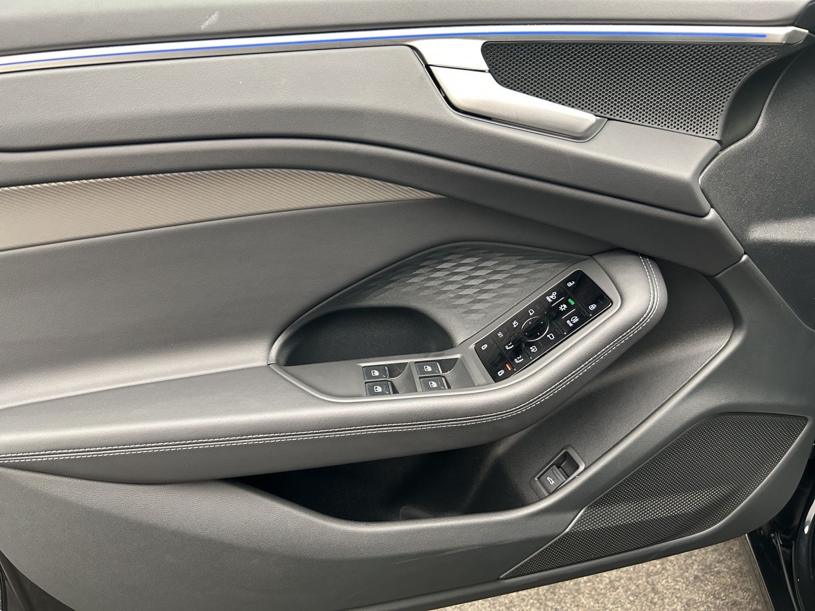 Audi A6 - Bild 15