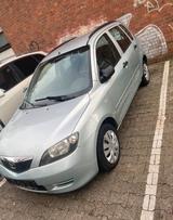 Mazda 2 in einem sehr guten Zustand mit zw... - Mazda 2 in Mönchengladbach