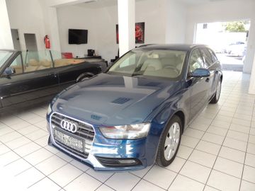 Audi A4 - 1