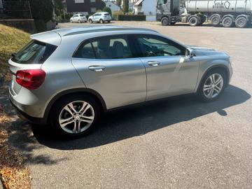 صورة 6 لـ 2014 Mercedes-BENZ GLA