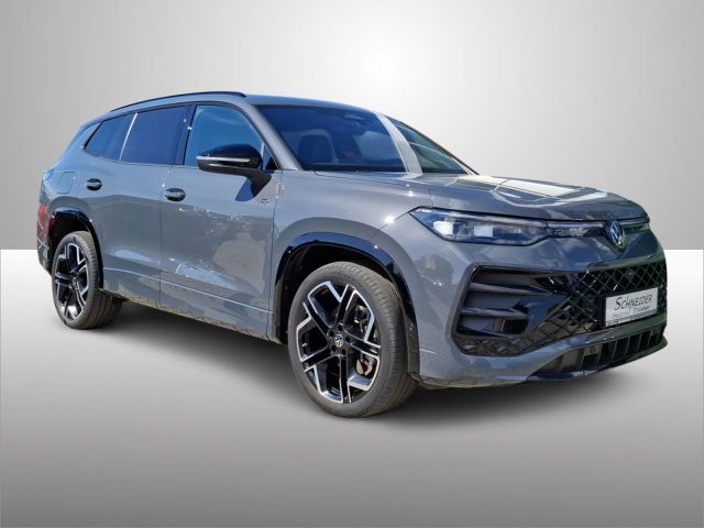 TAYRON 1.5 TSI E-HYBRID R-LINE+IQ.LIGHT+AZV+NAVI