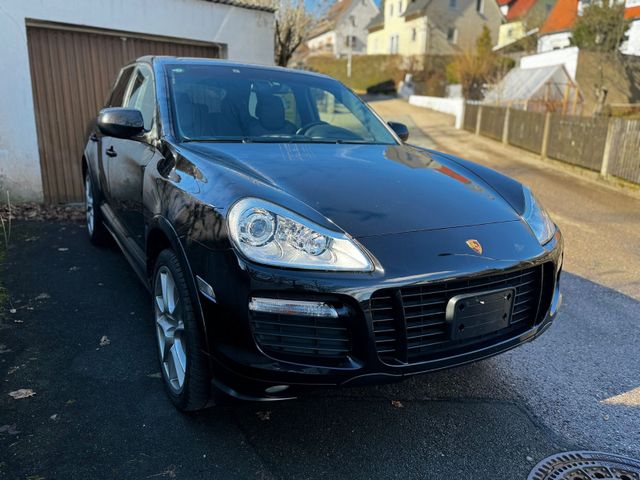 Porsche Cayenne GTS NEU ZUSTAND, NAVI, LEDER, SPORT AGA