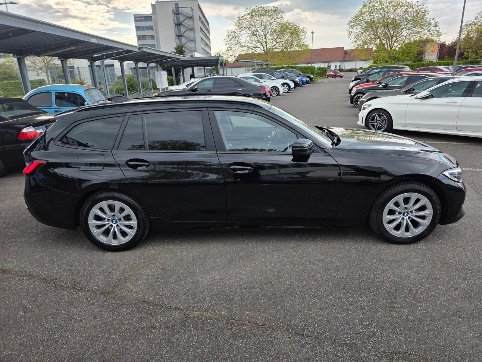 BMW 318 3 Touring 318 i Advantage foto 4