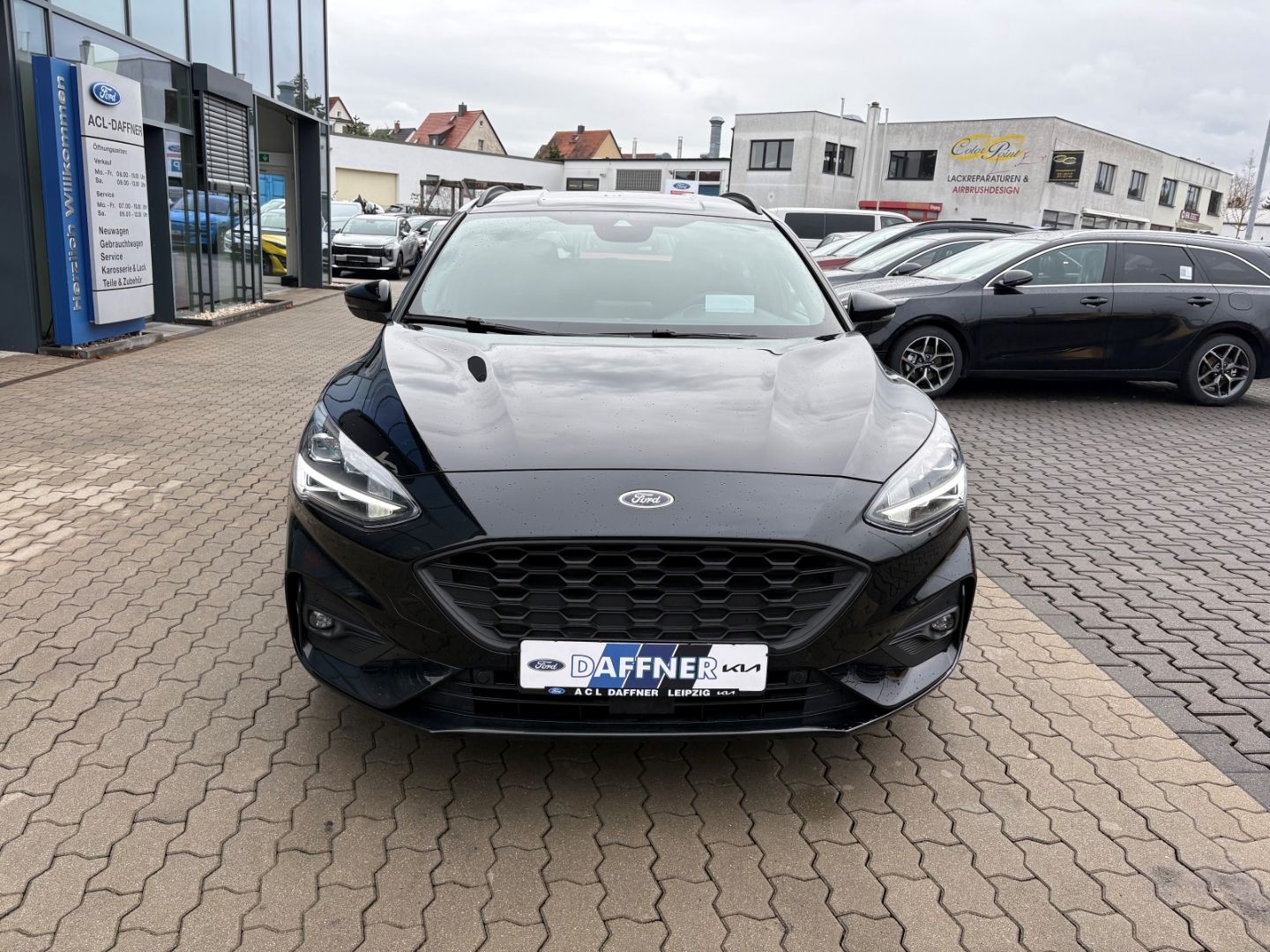 Fahrzeugabbildung Ford Focus Turnier ST-Line SpurhalteASS LED Kamera