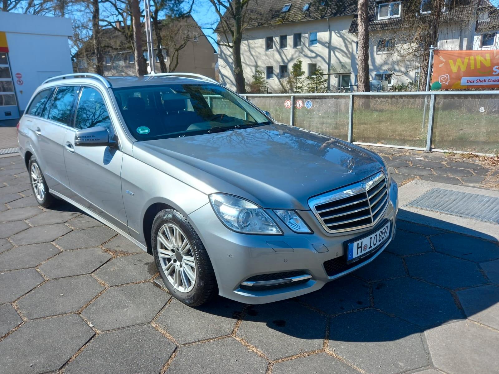 Mercedes-Benz E 220 CDI T BlueEFFICIENCY ELEGANCE ELEGANCE