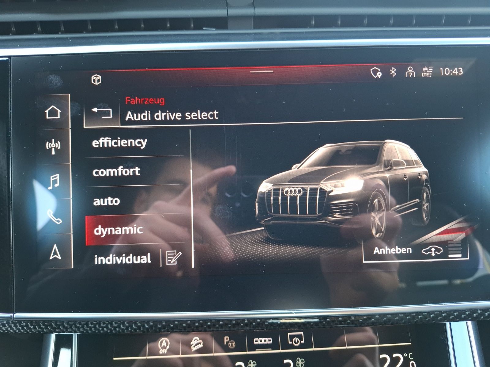 Fahrzeugabbildung Audi SQ7 4.0 TFSI comp. plus Matrix Standhzg Navi Luf