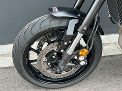 YAMAHA XSR 900 + SW MOTECH + OILER + RAXIMO + NAVI