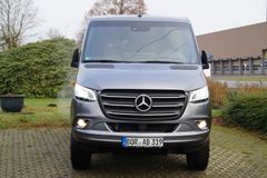 MERCEDES-BENZ Sprinter319CDI 4x4AUT-5SITZER-LEDER-NAVI-LED-AHK