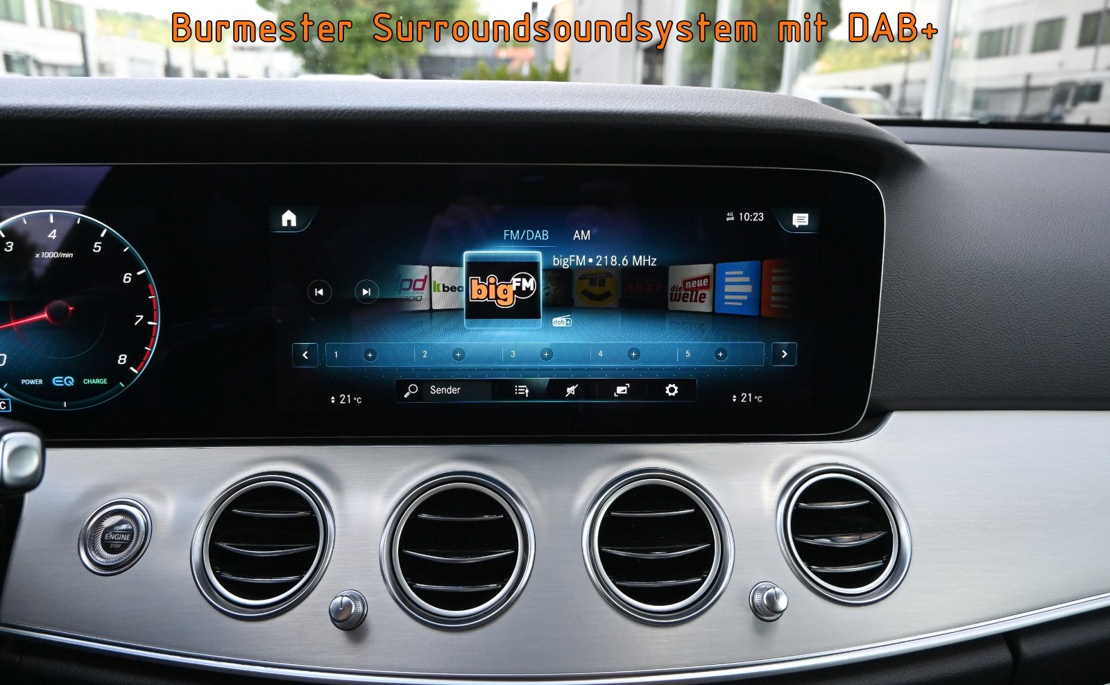 Fahrzeugabbildung Mercedes-Benz E 200 4Mat. T NIGHT °ACC°AHK°BURM°HUD°STANDHEIZ°