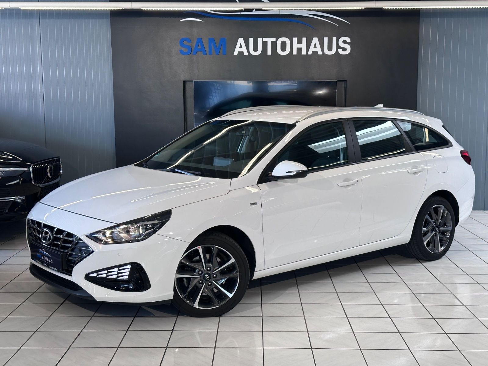 Hyundai i30 cw Trend 1.5 T-GDI Autom. /NAVI/RFK/SHZ/LKHZ imagem 2