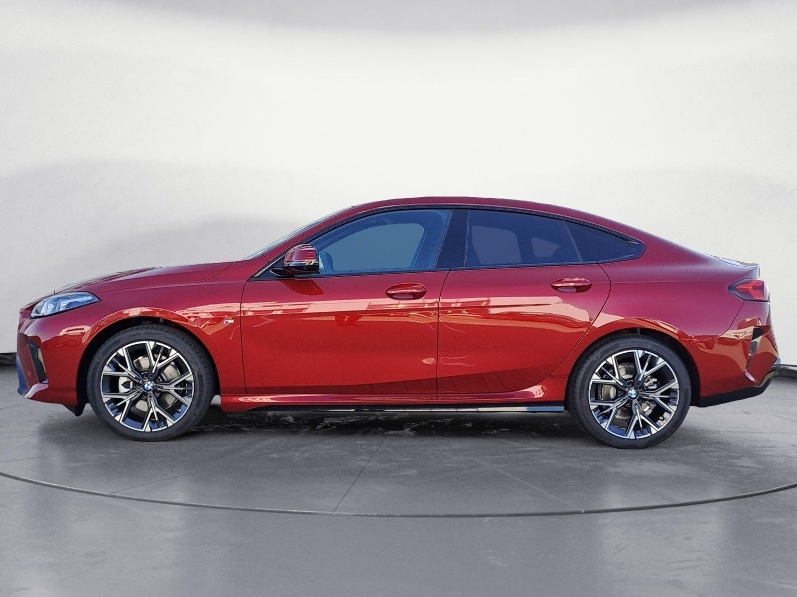 BMW 220 Gran Coupé - Bild 4