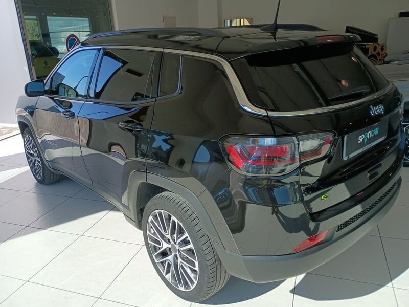 Jeep Compass e-Hybrid 1.5 Turbo MHEV T4 96kW Lim imagem 3