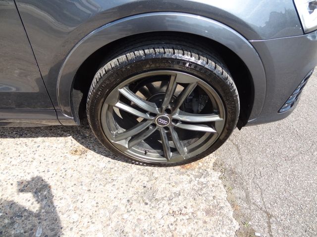 Fahrzeugabbildung Audi Q3 sport quattro/2xS-Line/2.Hd/Pano/AHK/Kam/Navi