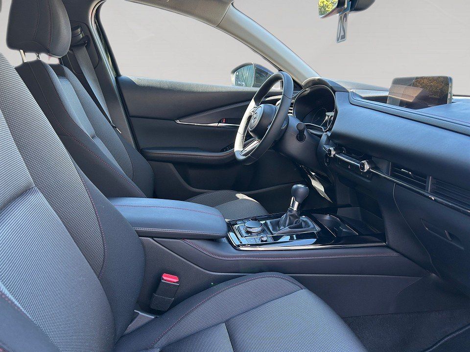 Fahrzeugabbildung Mazda CX-30 2.5L e-SKYACTIV G 140ps