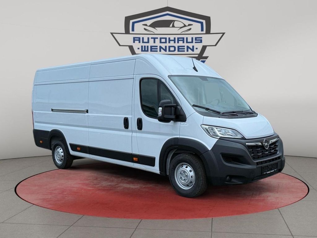 Opel Movano