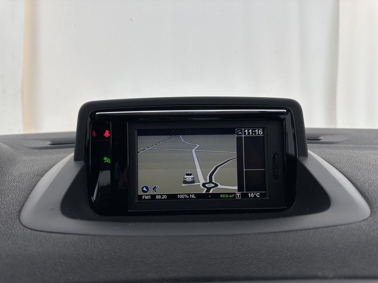 Renault Megane 2013 — photo 13