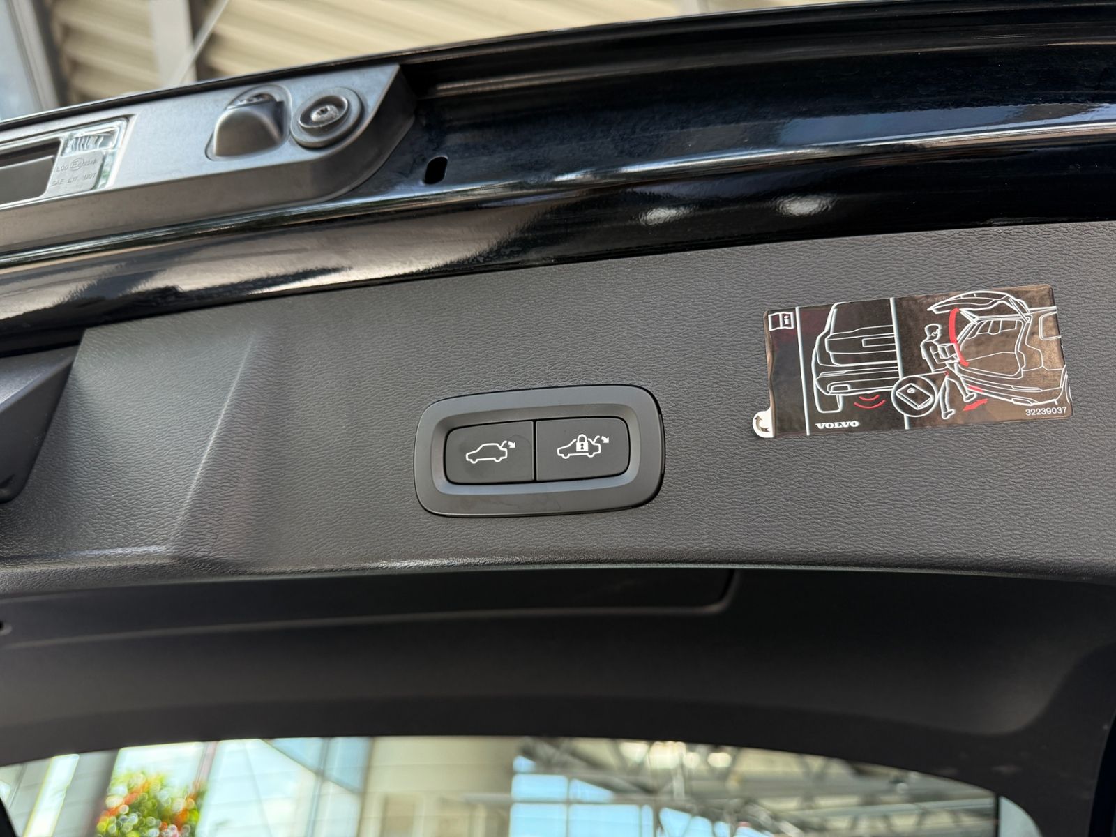 Fahrzeugabbildung Volvo XC40 Inscription Expression PANO H/K 360° BLIS