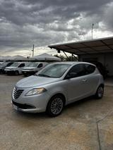 Lancia Ypsilon 1.3 MJT Platinum - Lancia Ypsilon Platinum mit Diesel-Antrieb