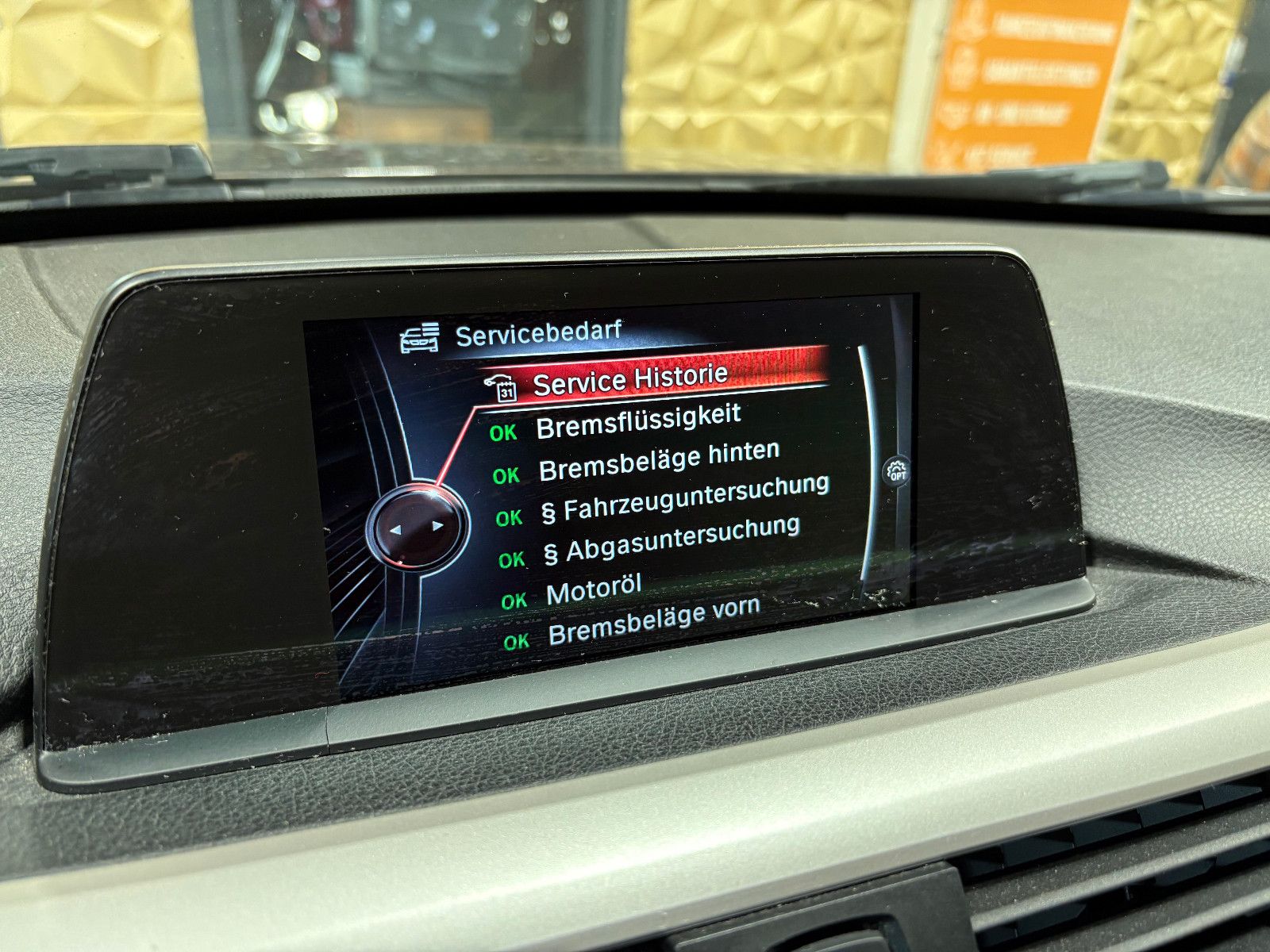 Fahrzeugabbildung BMW 325 Baureihe 3 Touring 325 d/NAVI/PDC/SHZ/KLIMA/