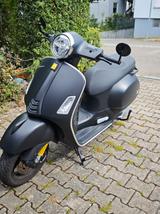 Piaggio Vespa GTS  - Piaggio Motorräder in Stuttgart