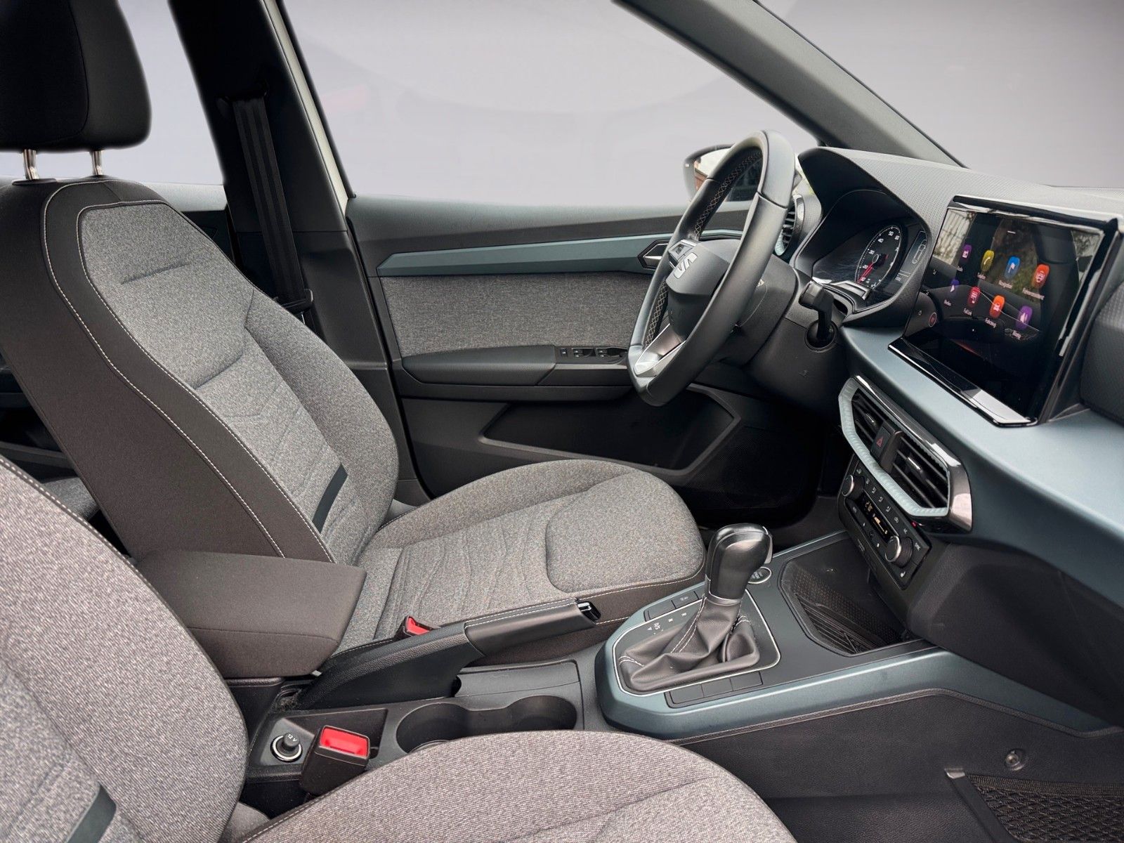 Fahrzeugabbildung SEAT Arona Xperience 1.0 TSI