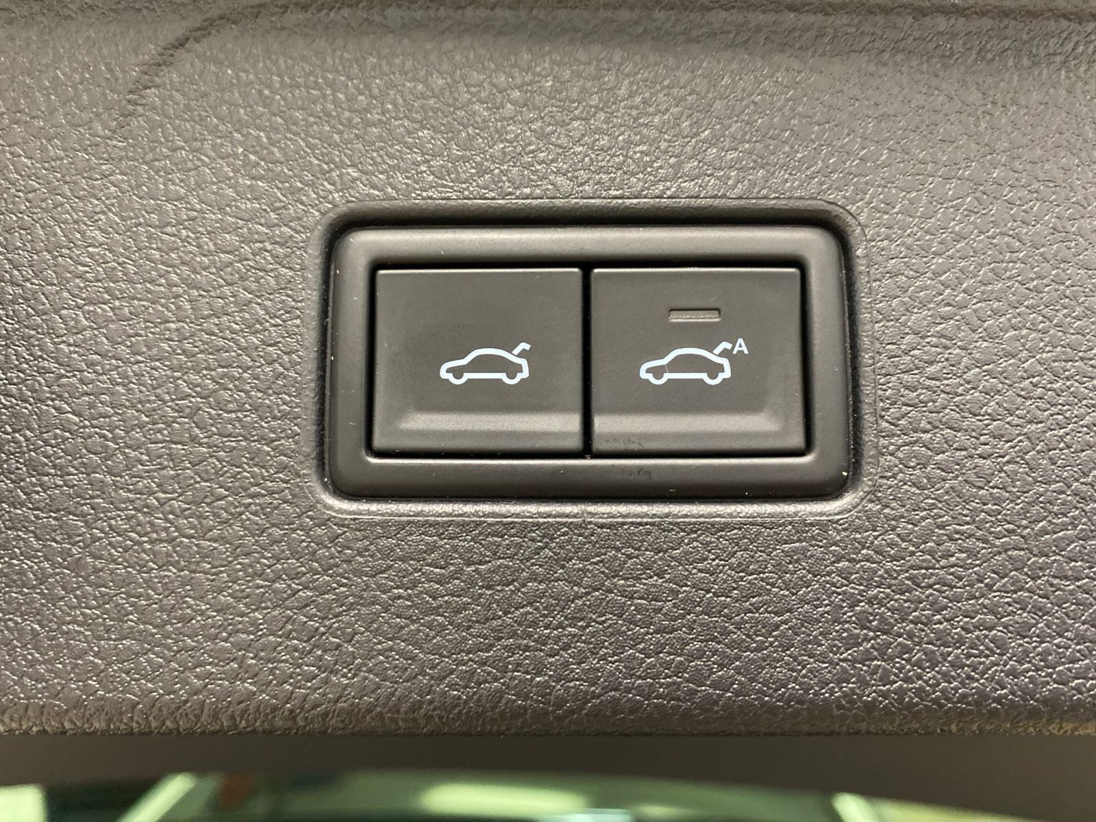 Volkswagen Passat - Bild 10