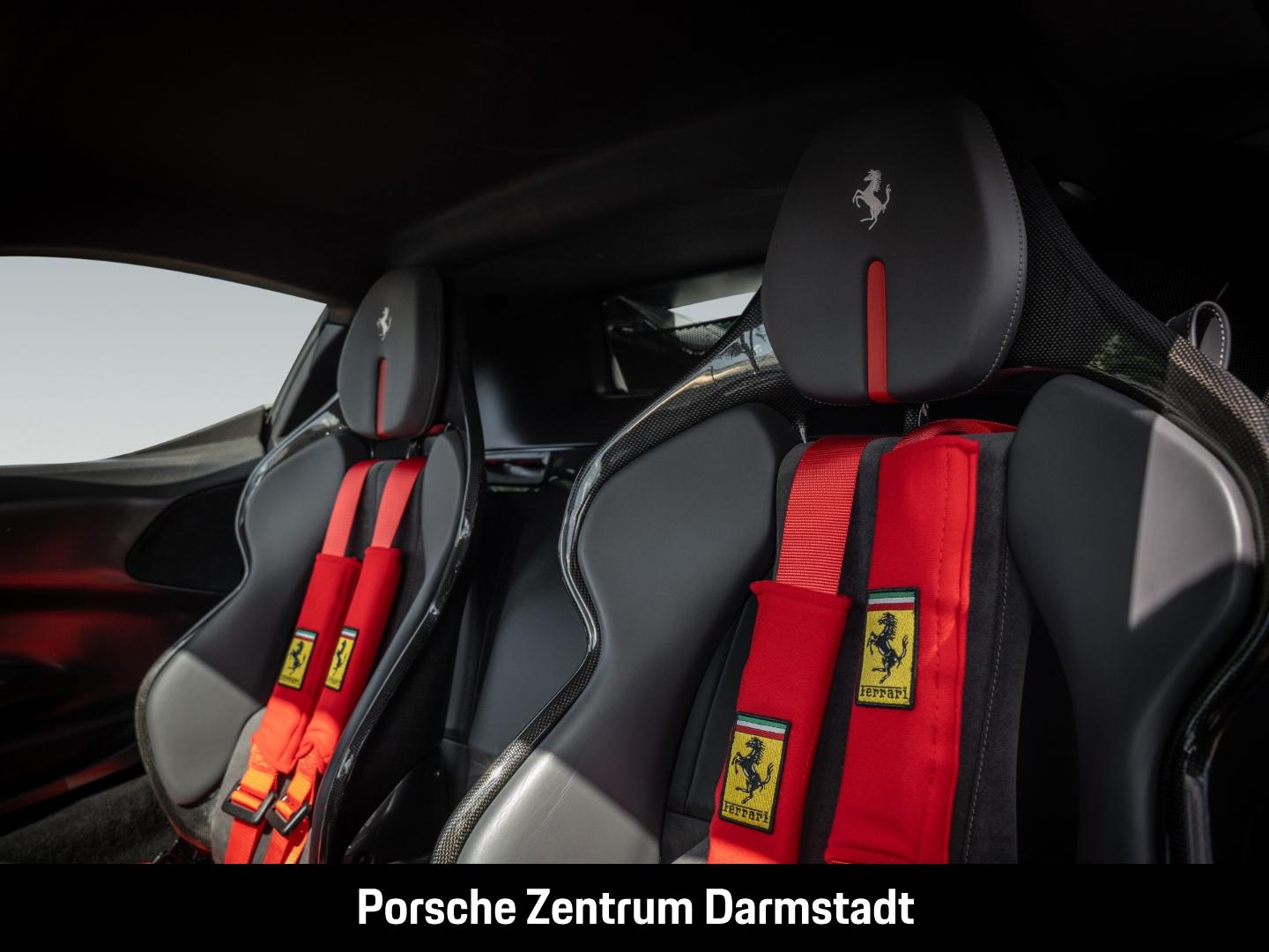 Ferrari SF90 Stradale Asseto Fiorano NP:562.850€