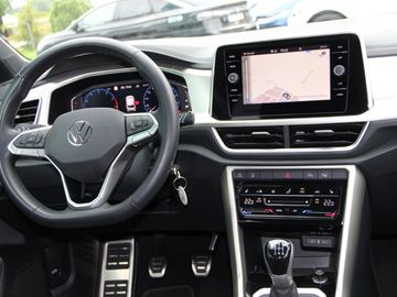 Volkswagen T-Roc Move KLIMA LED NAVI ALU