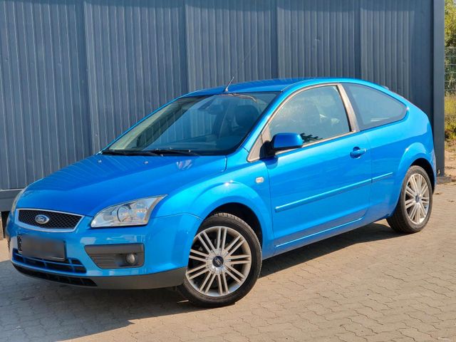 Ford FORD Focus Fließheck 1.6  16V 3-Türer