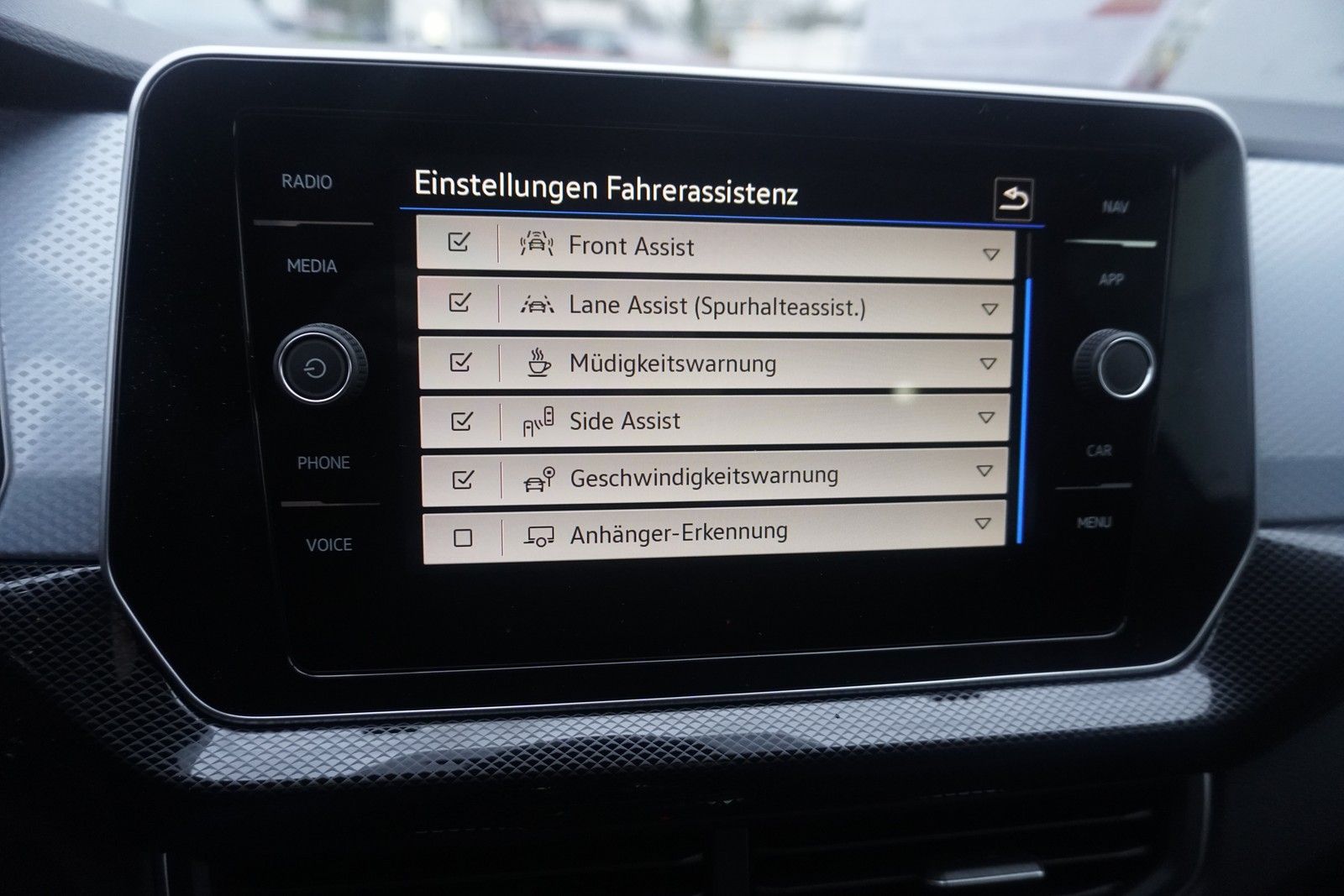 Volkswagen T-Cross - Bild 13