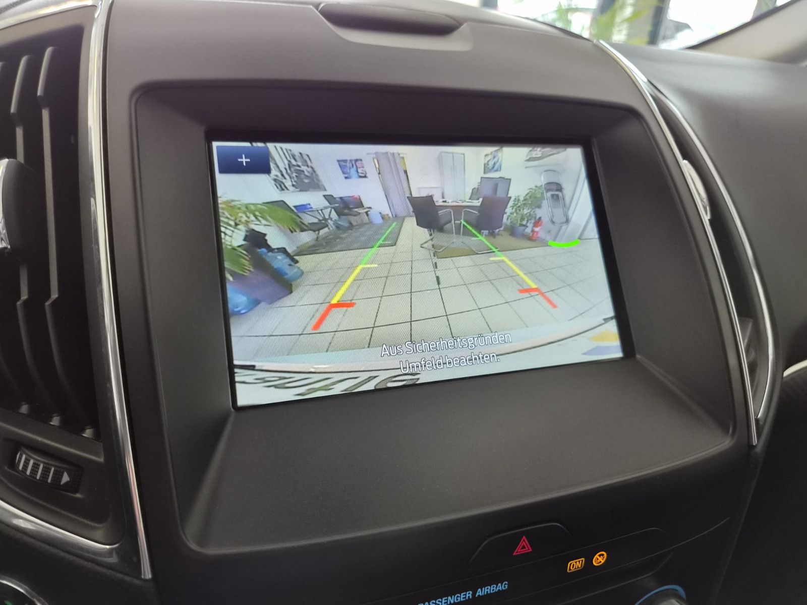 Fahrzeugabbildung Ford S-MAX Titanium / 1. HAND / NAVI / AHK /