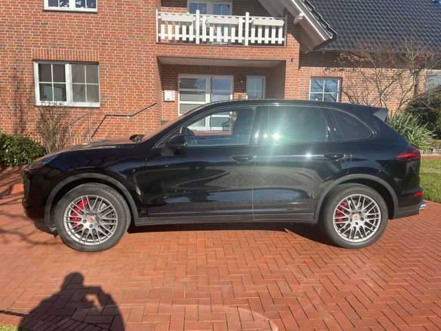 Porsche Cayenne Turbo Luftf. Sitzbel. 360°Kamera BOSE