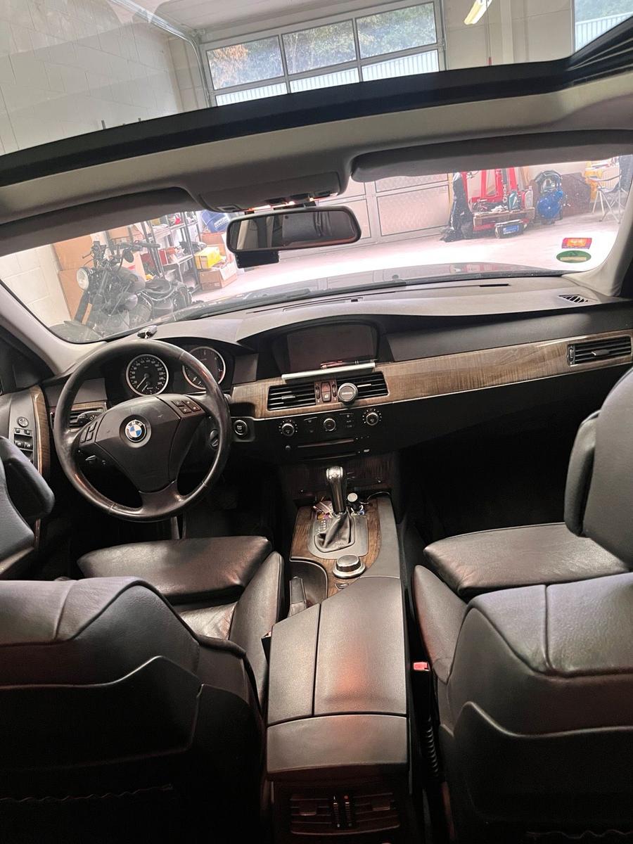 BMW 530 2005 — photo 10