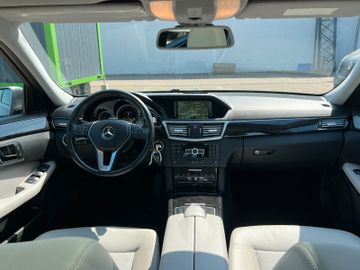 Mercedes E 200 - 10