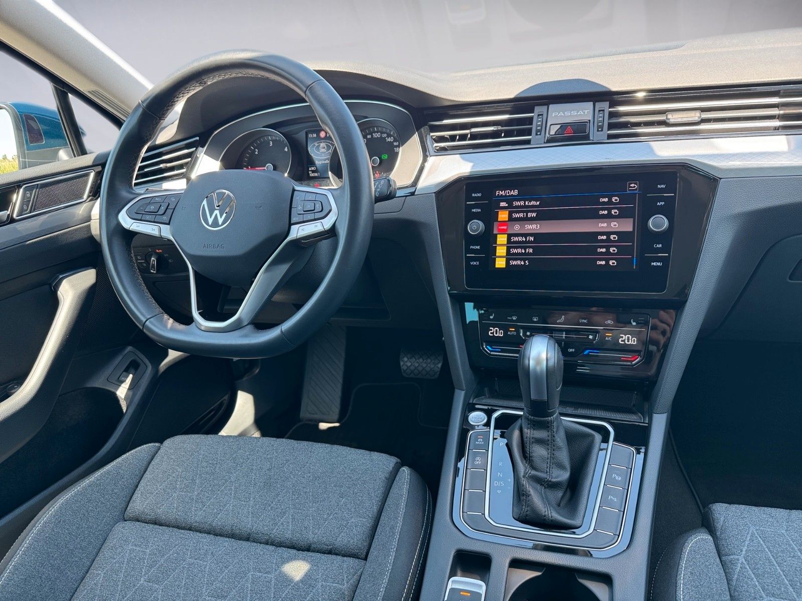 Fahrzeugabbildung Volkswagen Passat Variant Business 2.0 TDI