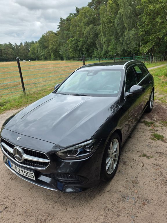 Image of Mercedes-Benz C 220