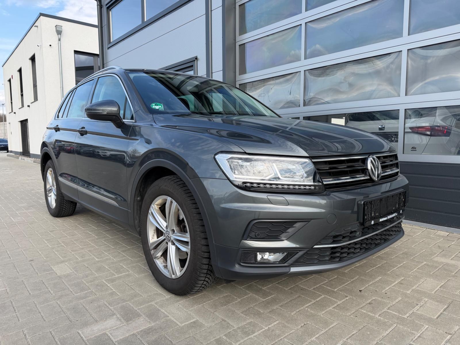 Volkswagen Tiguan Highline 2.0 TDI DSG/AHK/LED/ACC