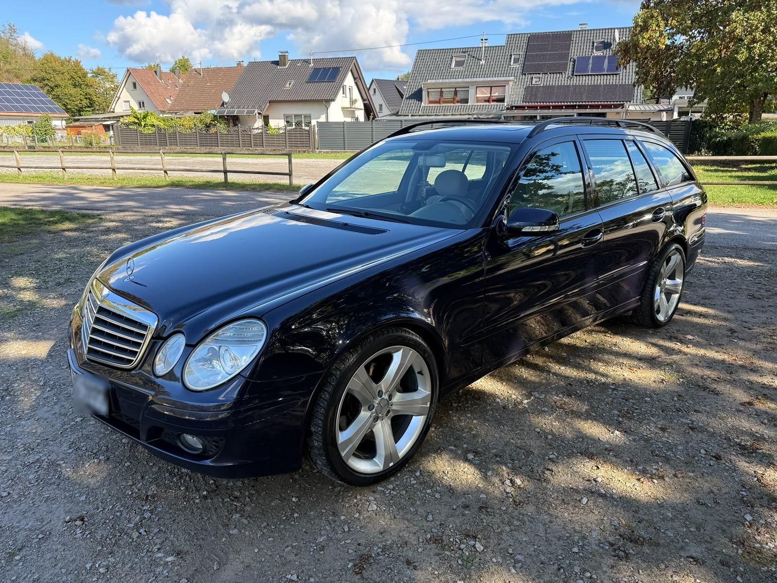 Mercedes-Benz E 320