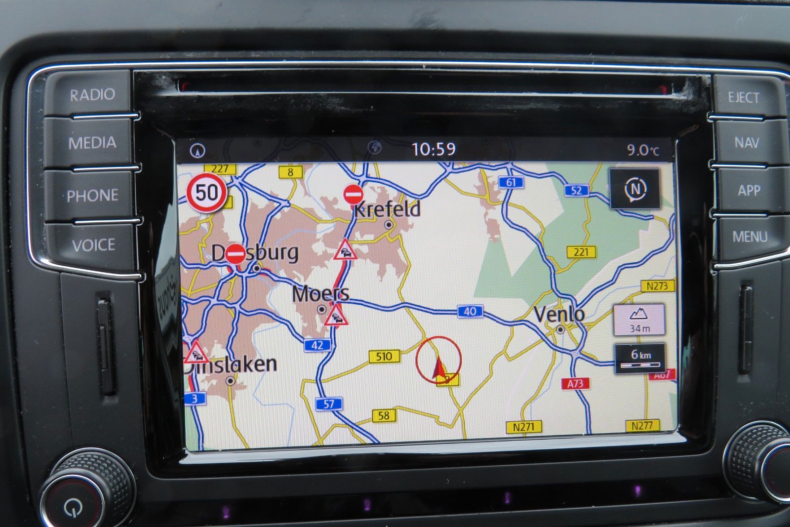 Fahrzeugabbildung Volkswagen Sharan Highline 7-SITZE AHK NAVI ACC 1.HAND