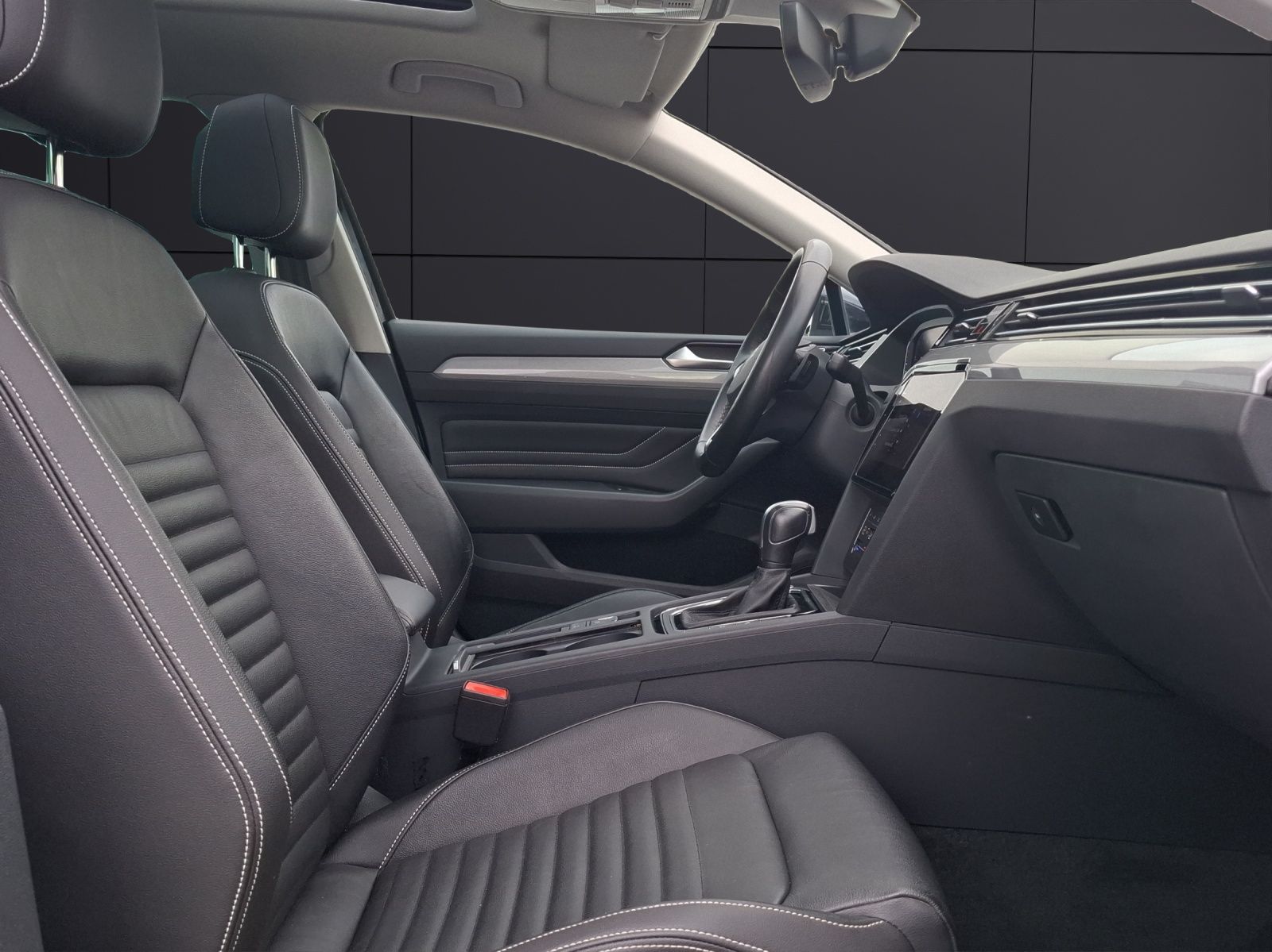 Fahrzeugabbildung Volkswagen Passat Variant TDI Business DSG Standhzg. Matrix
