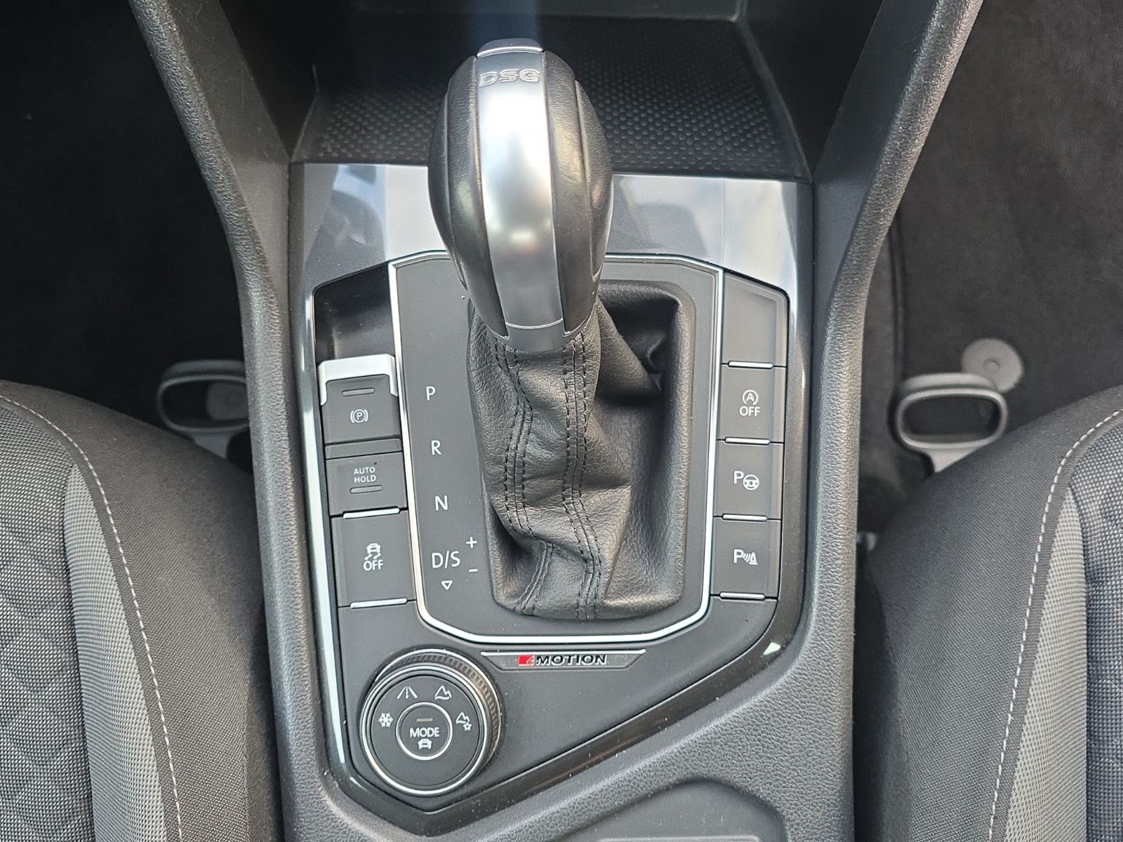 Fahrzeugabbildung Volkswagen Tiguan BMT/Start-Stopp 4Motion Allradantrieb