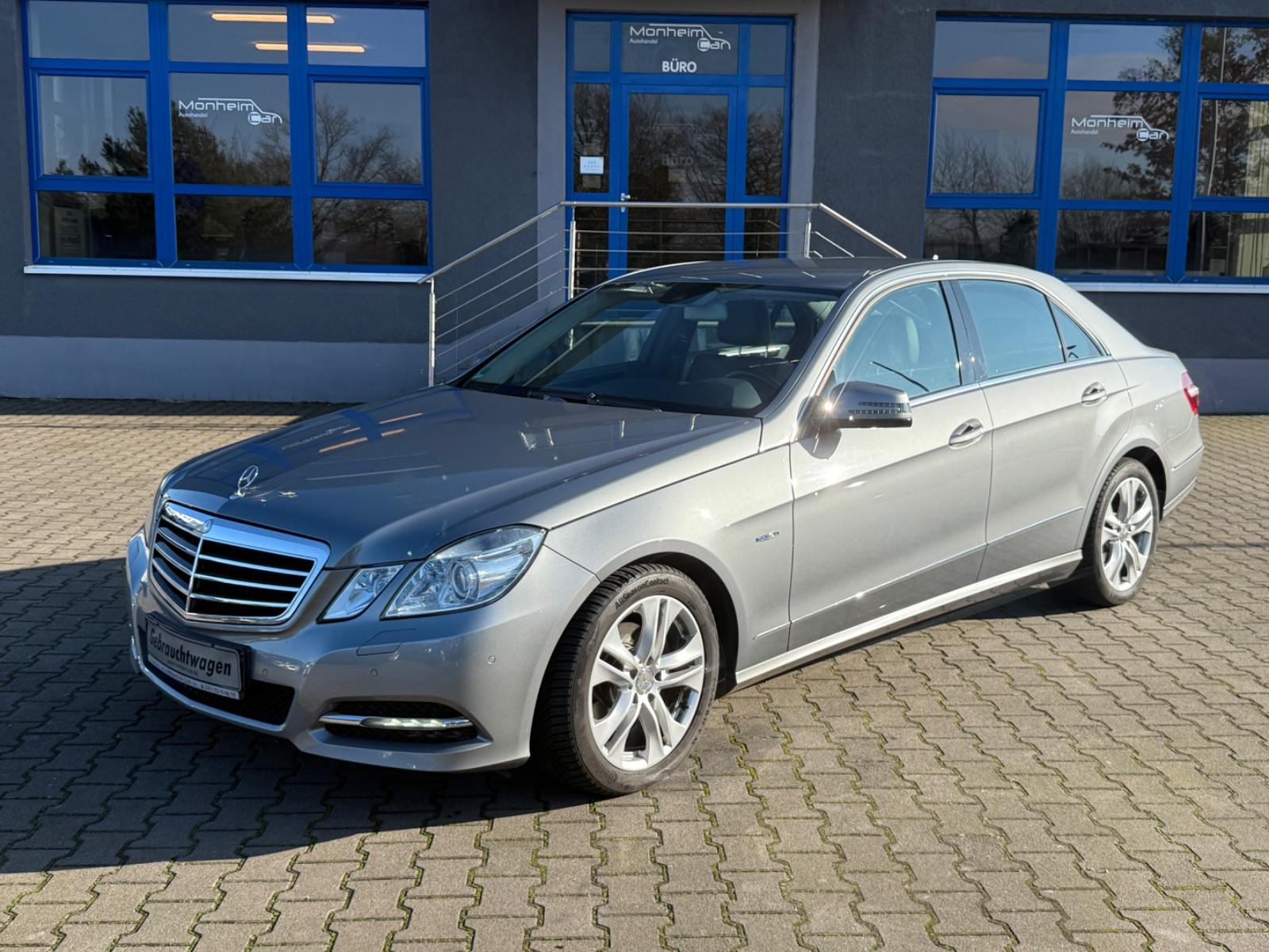 Mercedes-Benz E 200 E Limousine E 200 CGI BlueEfficiency