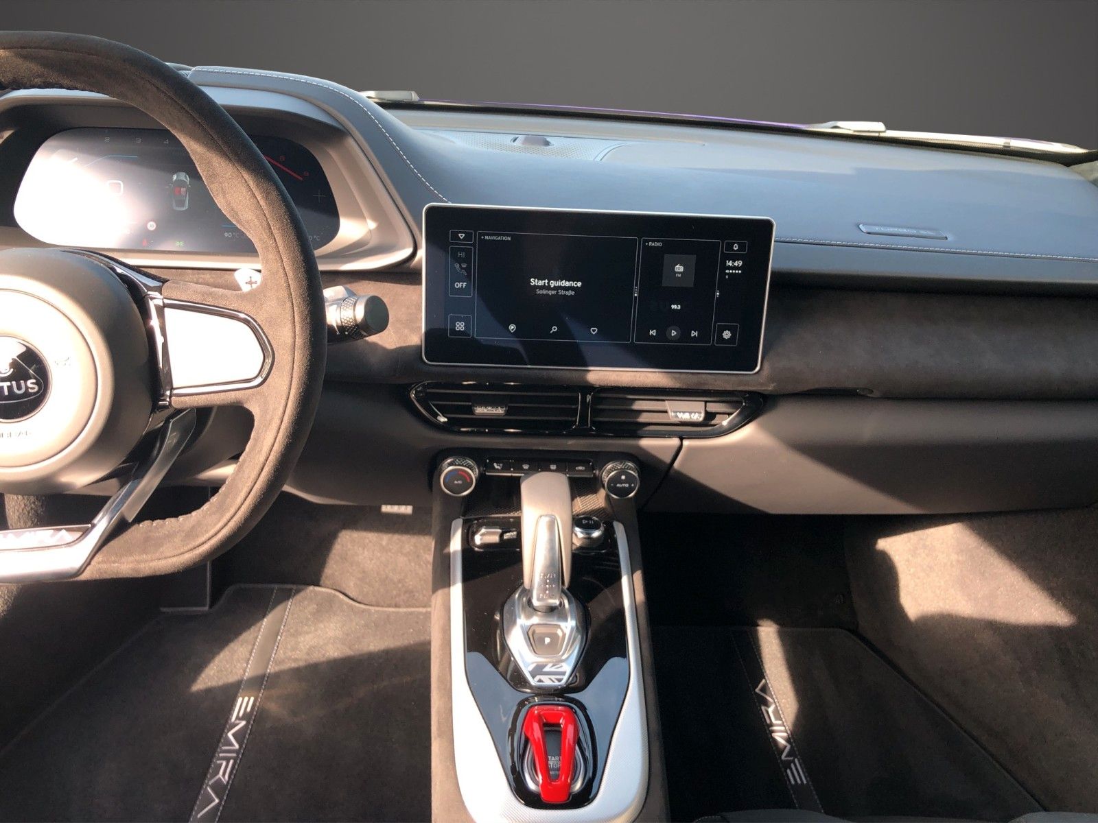 Fahrzeugabbildung Lotus Emira i4 Turbo SE Lotus Wuppertal