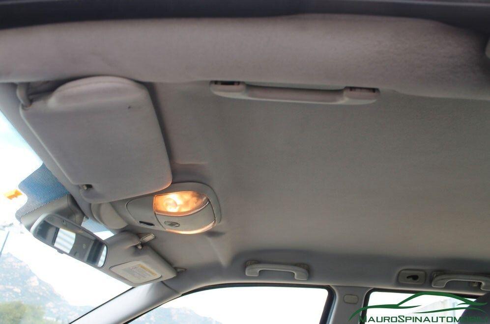 Mercedes-Benz ML270 2005 — photo 14