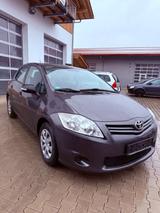 Toyota Auris Life - gebrauchte Toyota Auris aus dem Jahr 2010