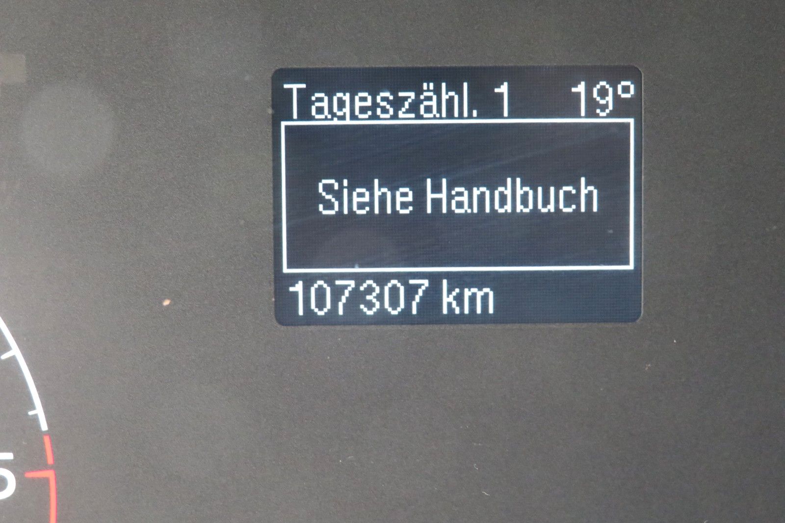 Fahrzeugabbildung Ford Transit Custom Kombi 320 L2 Trend