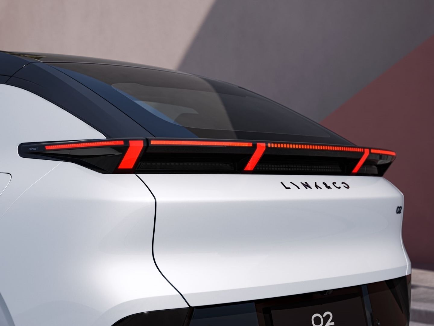 Lynk & Co 02