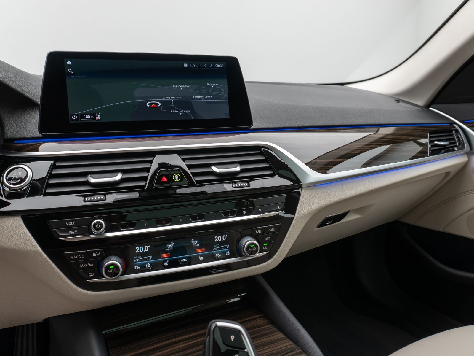 Fahrzeugabbildung BMW 540i xD Panorama 360°DAB Fernlichtassist Sport