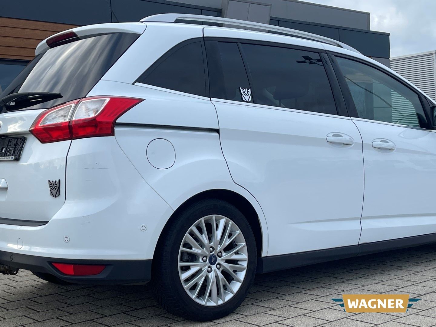 Fahrzeugabbildung Ford Grand C-Max Titanium 7-Sitzer Automatik