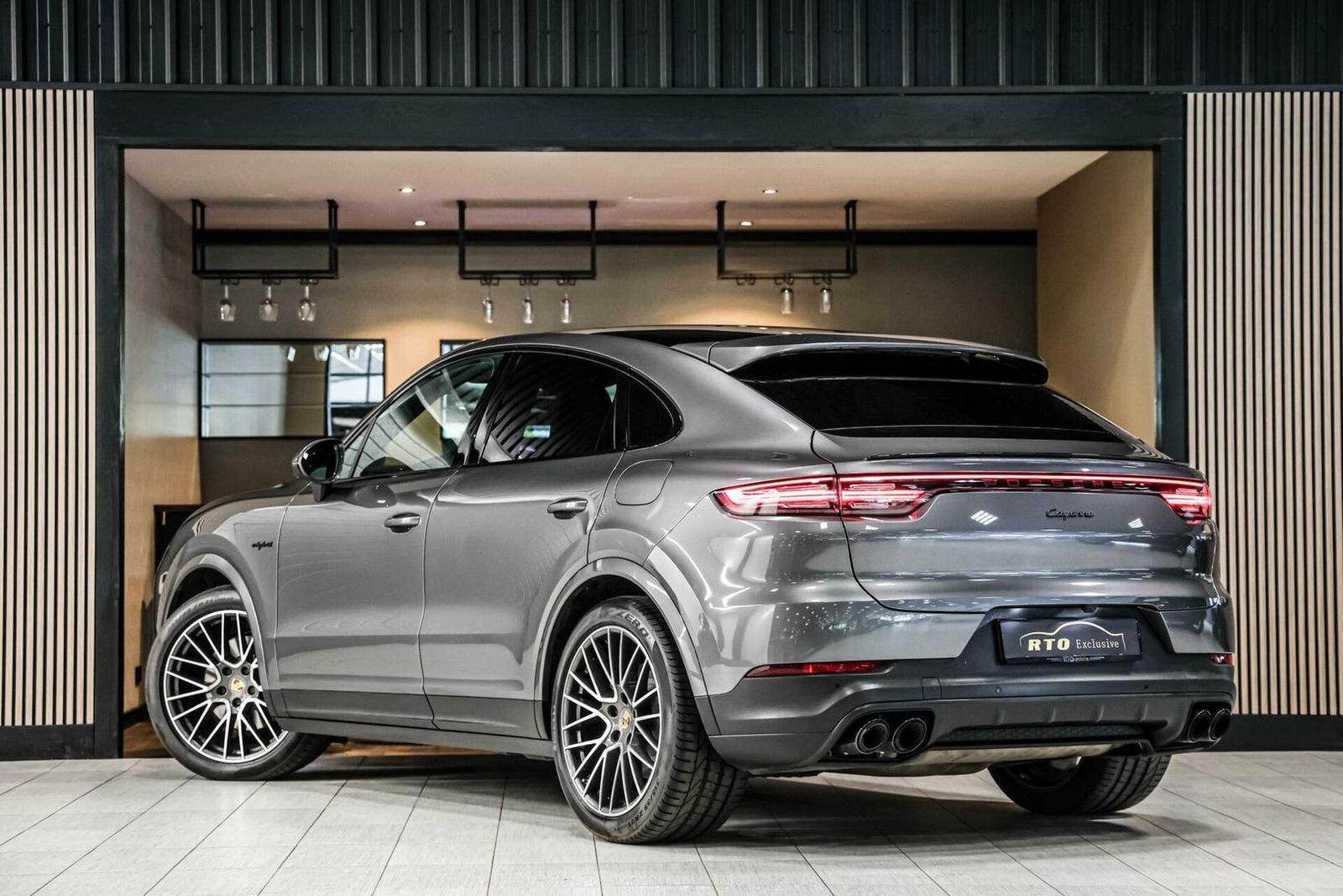 Porsche Cayenne Coupé 3.0 E-Hybrid|ACC|GTS-stoel|Chrono|